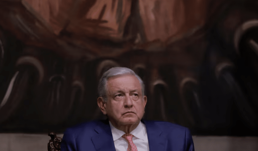 López Obrador durante el último Informe Anual de Arturo Zaldívar como Ministro Presidente de la SCJN, en marzo de 2023.
GERARDO VIEYRA (GETTY IMAGES)
